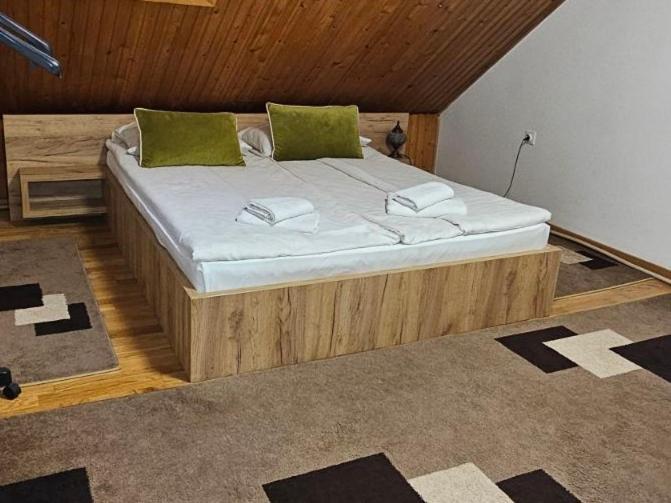 Family Apartment With Garden Σαράγεβο Εξωτερικό φωτογραφία